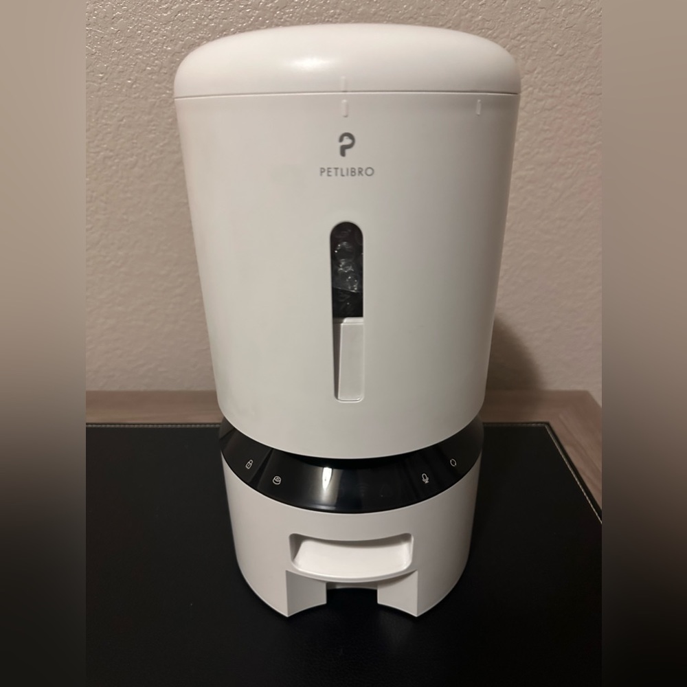 PetLibro Food Dispenser for Dogs and Cats